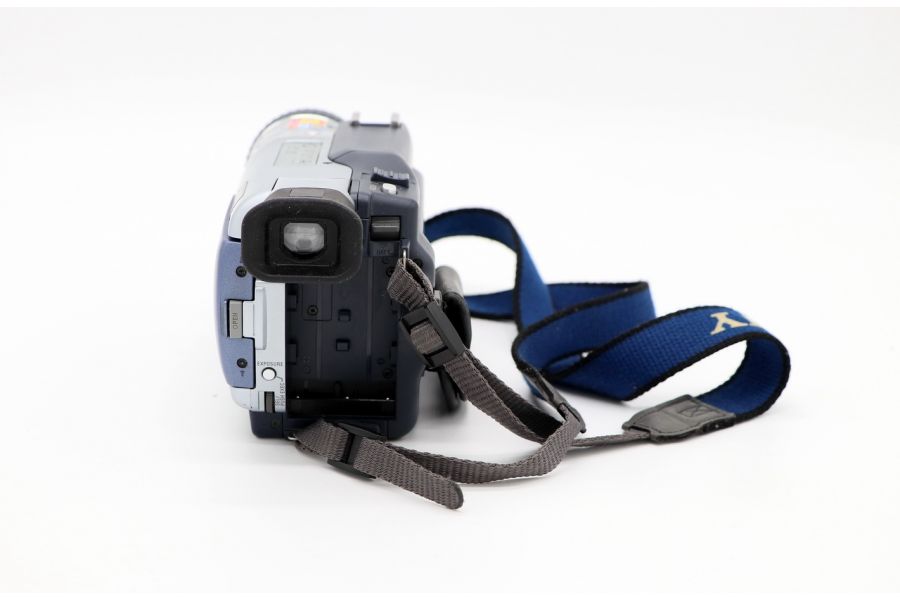 Видеокамера Sony DCR-TRV230E