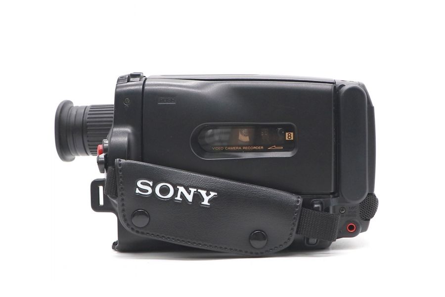 Видеокамера Sony CCD-TR490E 