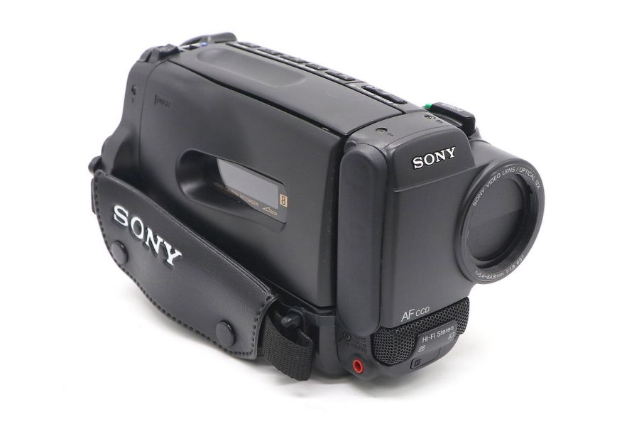 Видеокамера Sony CCD-TR490E 