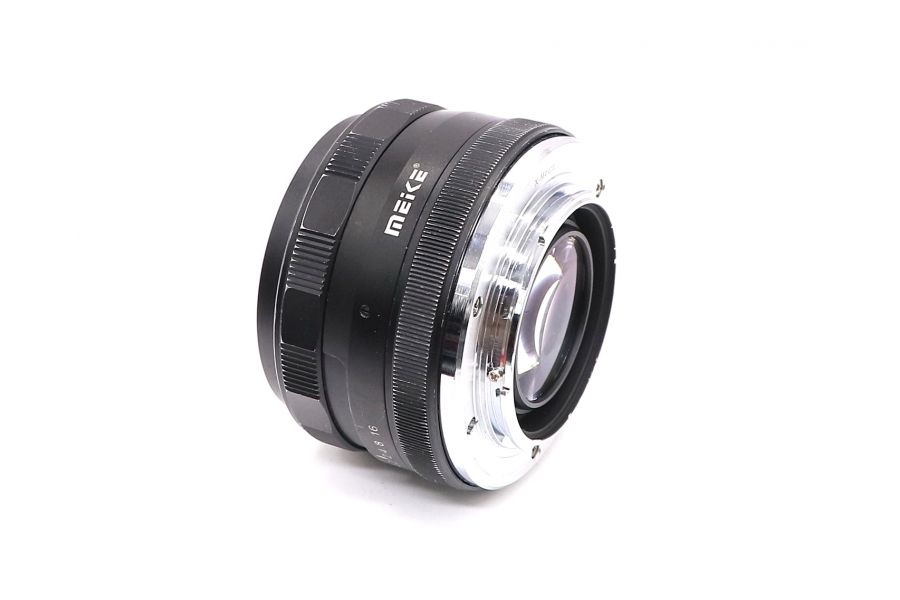 Meike 1.4/35mm Multi Coated в упаковке