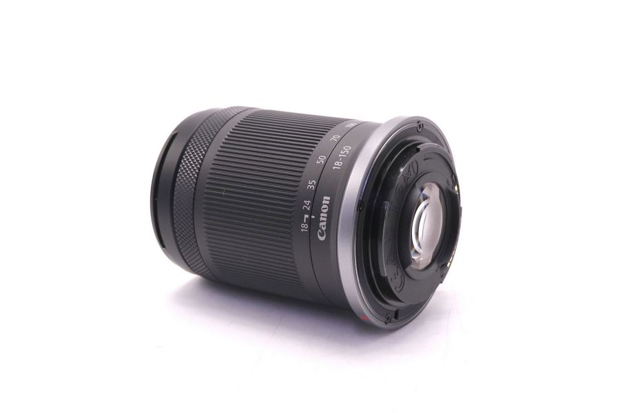Canon RF-S 18-150mm f/3.5-6.3 IS STM в упаковке