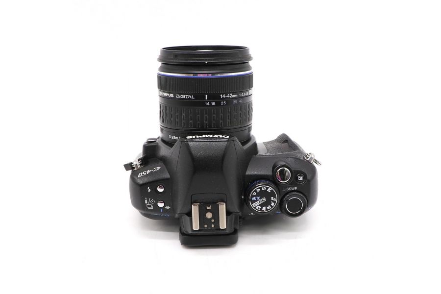 Olympus E-450 + 14-42mm f/3.5-5.6 б/у