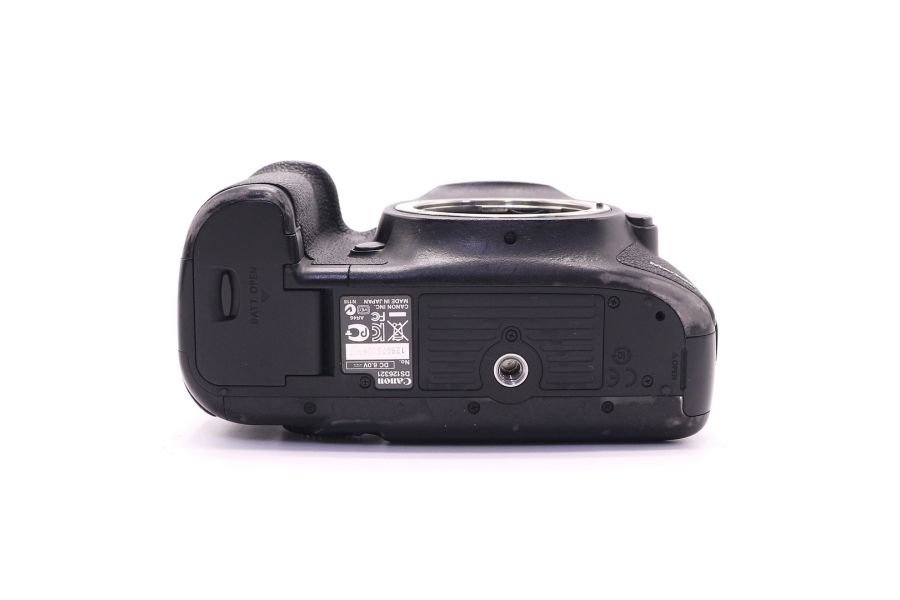 Canon EOS 5D Mark III body в упаковке (пробег 91000 кадров)