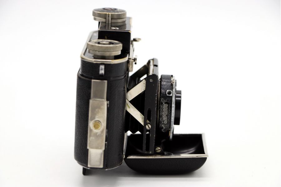 Certo Dollina I + Radionar 2.9/5cm (Germany, 1936)