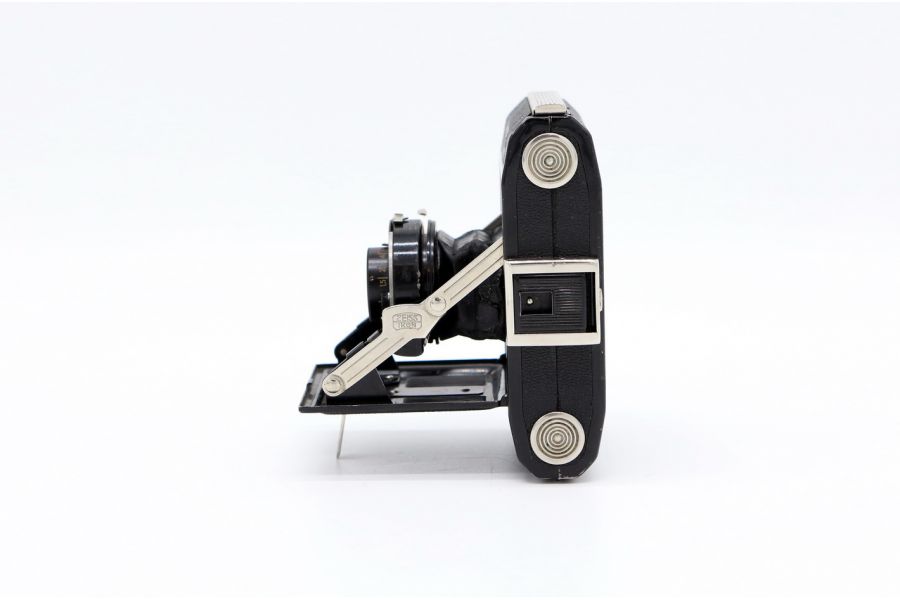 Zeiss Ikon Ikonta 520/18 (Germany, 1932)