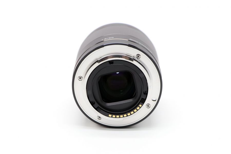 Sony 50mm f/1.8 OSS (SEL-50F18) новый