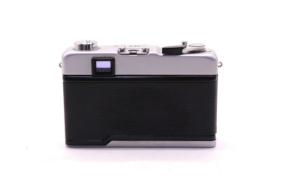 Пленочный фотоаппарат Yashica 35-ME (Japan, 1972)