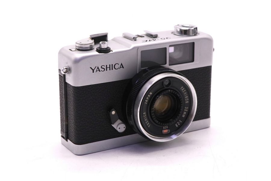 Пленочный фотоаппарат Yashica 35-ME (Japan, 1972)