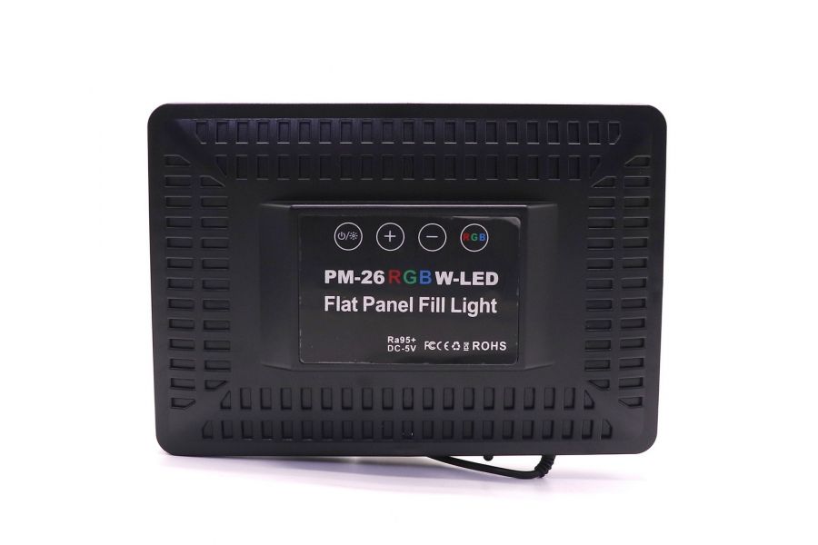 Осветитель PM-26 RGB W-Led в упаковке