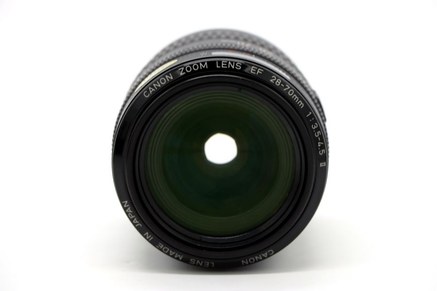 Canon EF 28-70mm 3.5-4.5 II