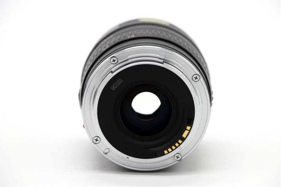 Canon EF 28-70mm 3.5-4.5 II