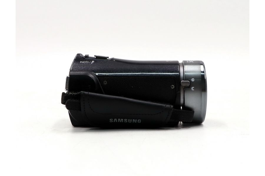 Видеокамера Samsung HMX-H400