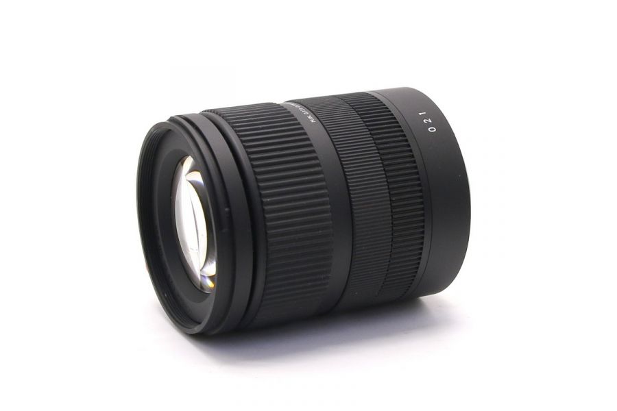 Sigma AF 18-50mm F2.8 DC DN Contemporary в упаковке