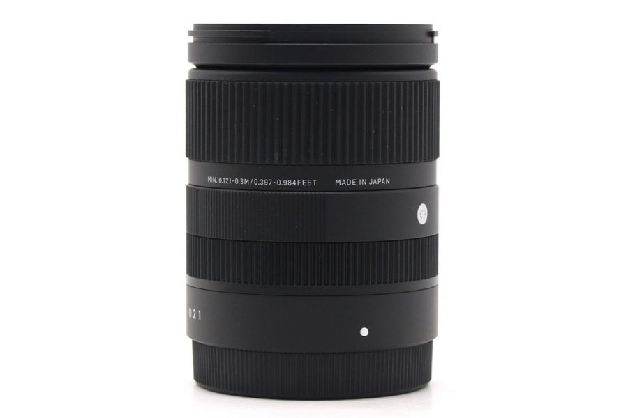 Sigma AF 18-50mm F2.8 DC DN Contemporary в упаковке