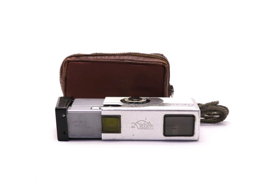 Фотокамера пленочная Киев Вега 2 (СССР, 1960г.)