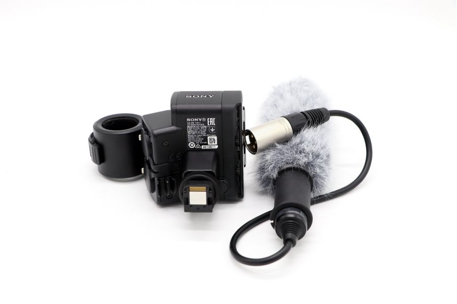 Аудиоадаптер + микрофон Sony XLR-K2M