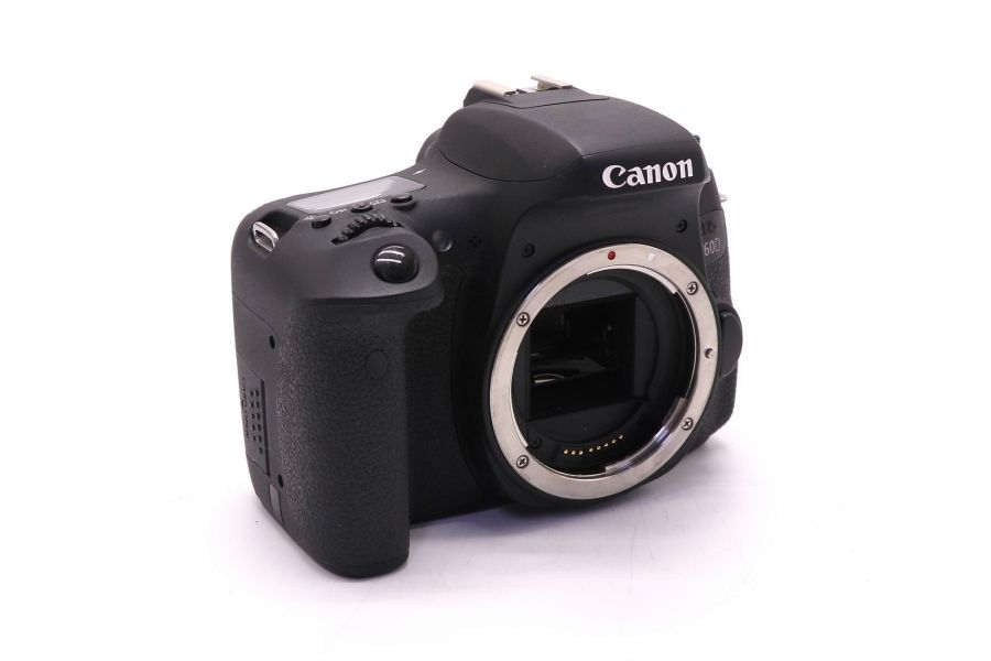 Canon EOS 760D body в упаковке (пробег 7500 кадров)
