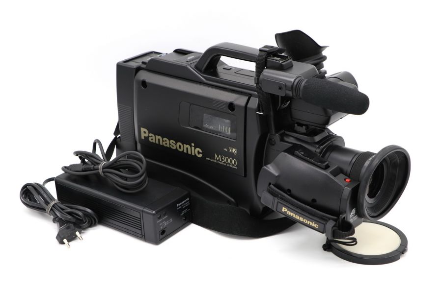 Видеокамера Panasonic M3000
