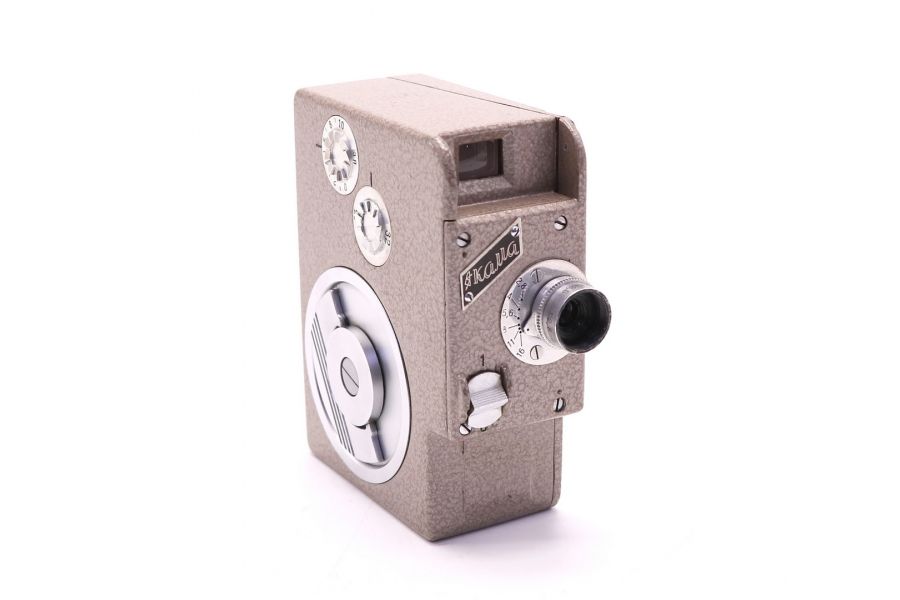 Кинокамера Кама