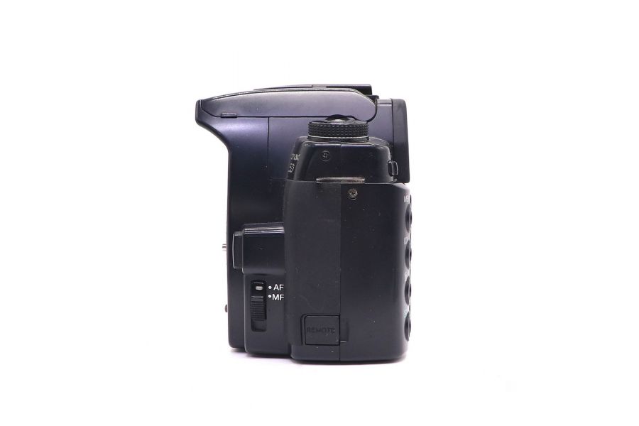 Konica Minolta Dynax 5D body (Japan)