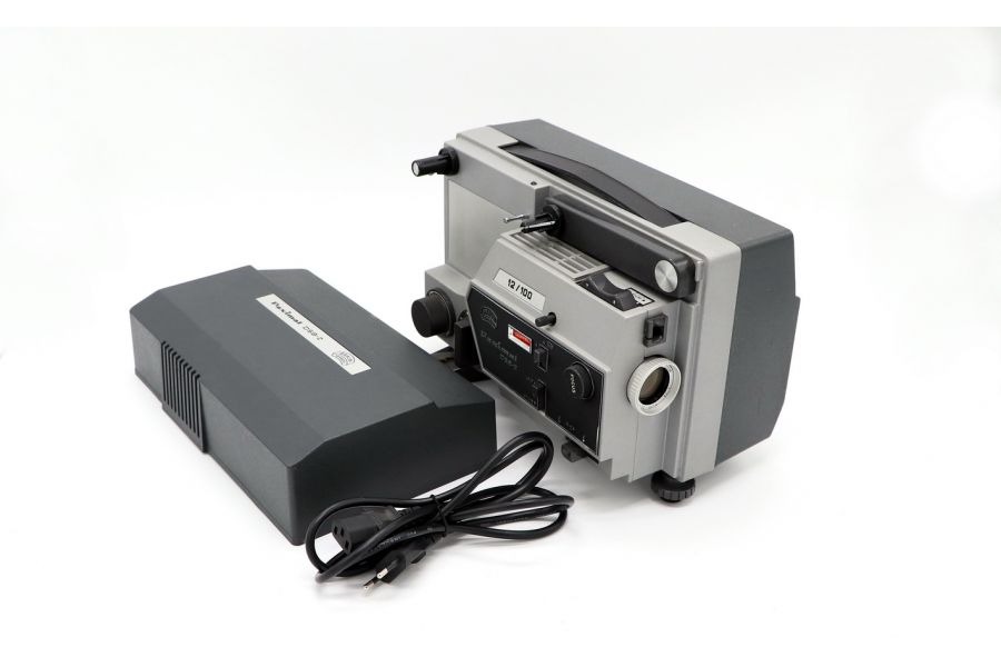 Кинопроектор Braun Paximat DS8-2