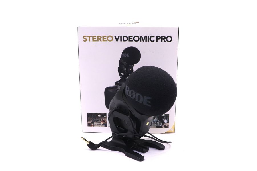 Микрофон Rode Stereo VideoMIc PRO в упаковке 