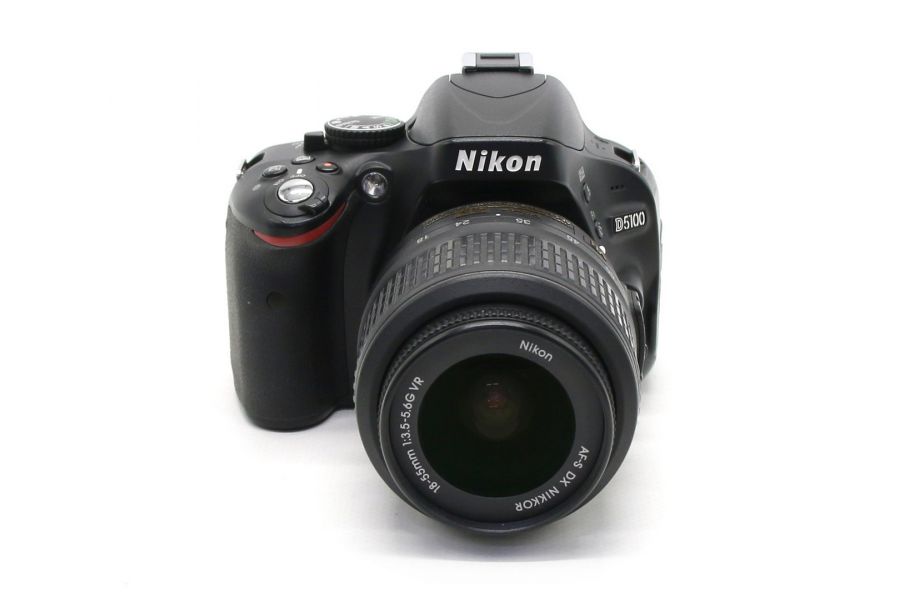 Nikon D5100 kit (пробег 13000 кадров)