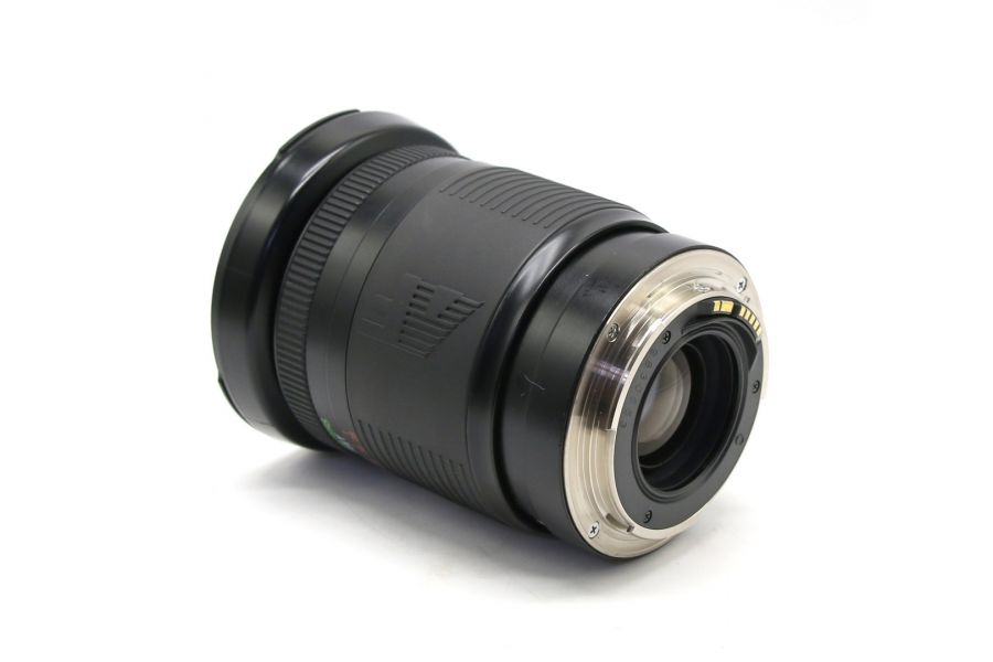 Cosina 28-105mm f/2.8-3.8 MC AF Canon EF