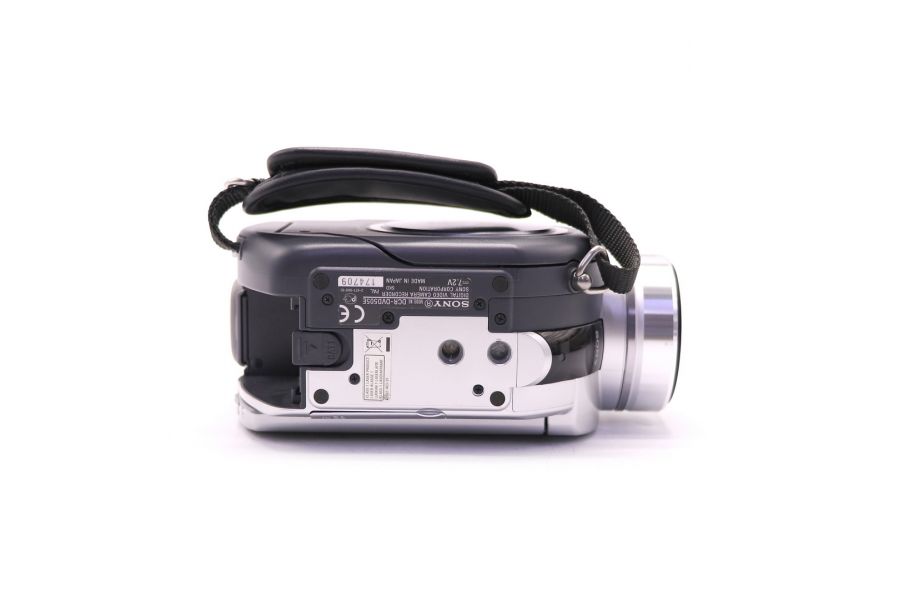 Видеокамера Sony DCR-DVD505E (Japan, 2006)