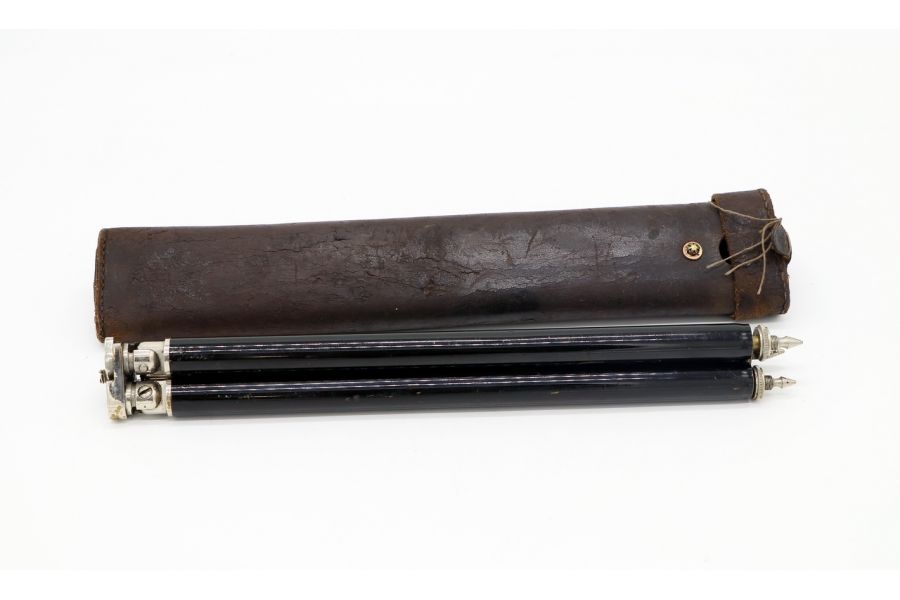 Штатив Delgados Paris Marque Deposee (France, 1903)