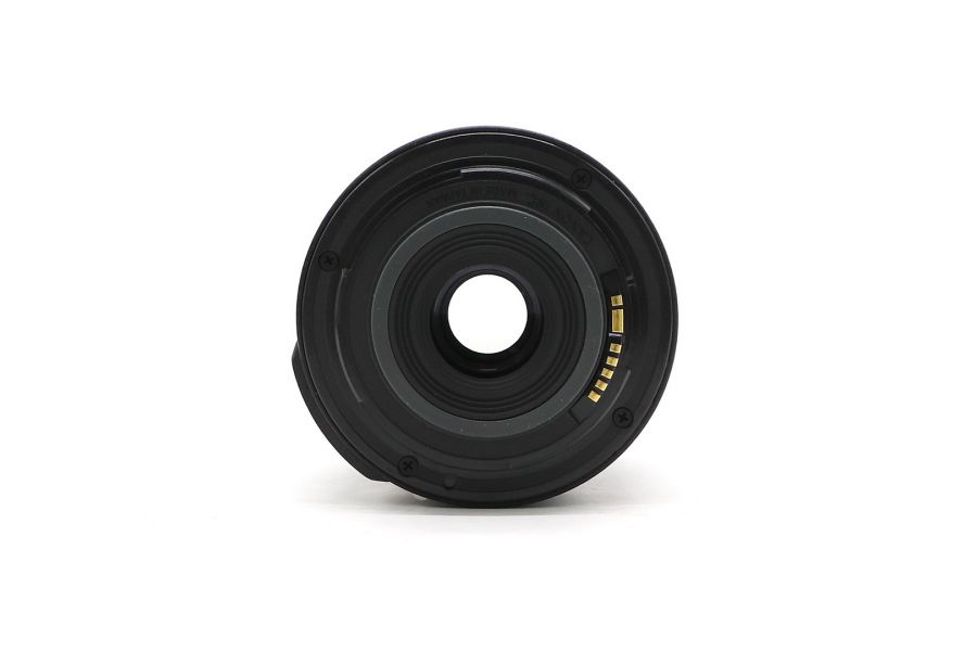 Canon EF-S 18-55mm f/3.5-5.6 IS (Japan)