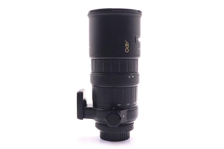 Sigma AF 70-210mm f/2.8 Zoom APO (I) for Nikon F (Japan, 1992)