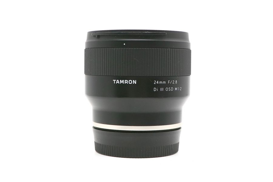 Tamron 24mm f/2.8 Di III OSD в упаковке