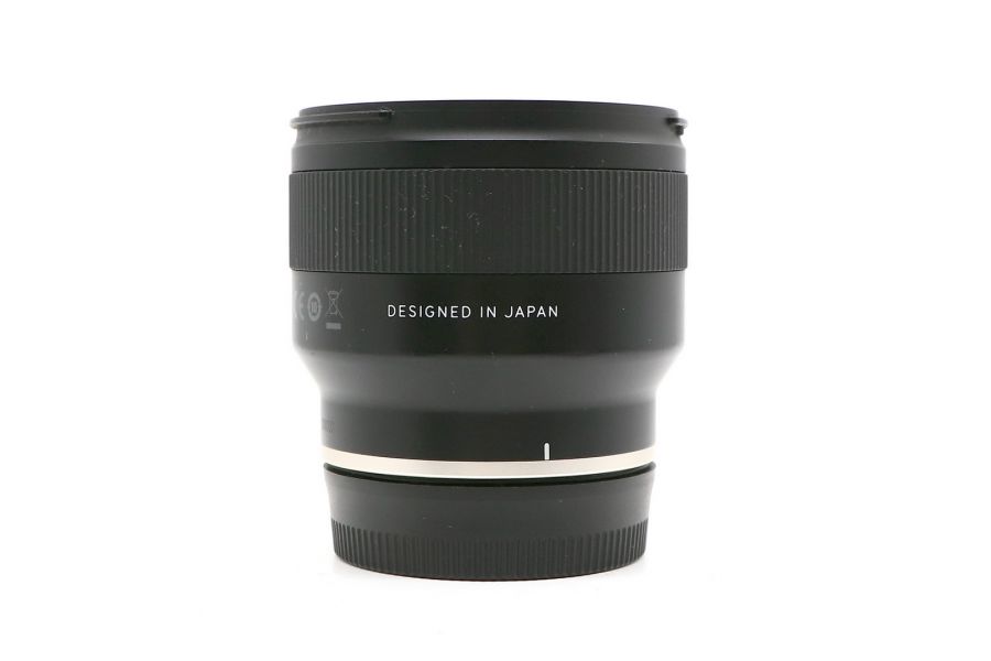 Tamron 24mm f/2.8 Di III OSD в упаковке