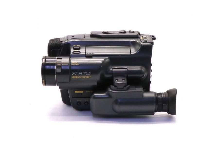 Видеокамера Panasonic NV-S700EN