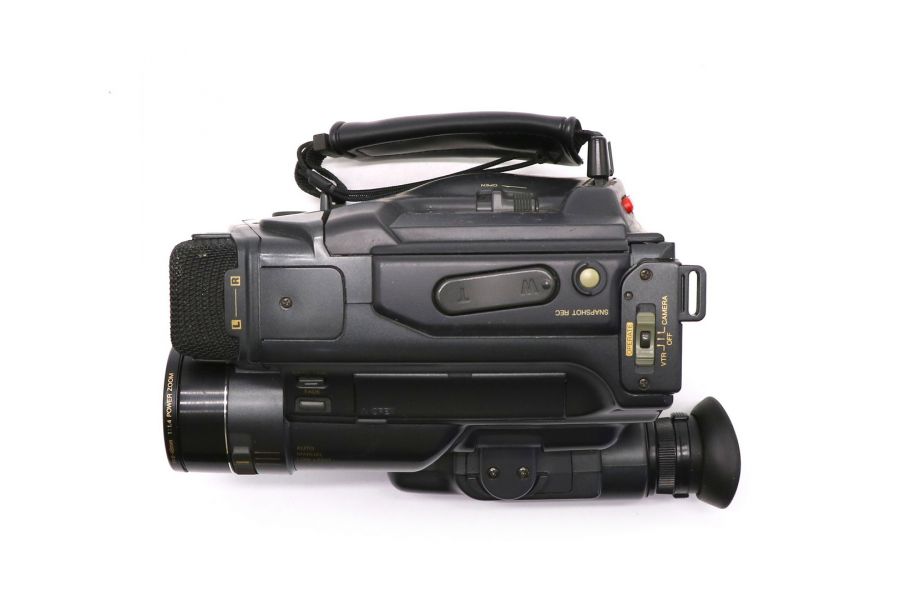 Видеокамера Panasonic NV-S700EN