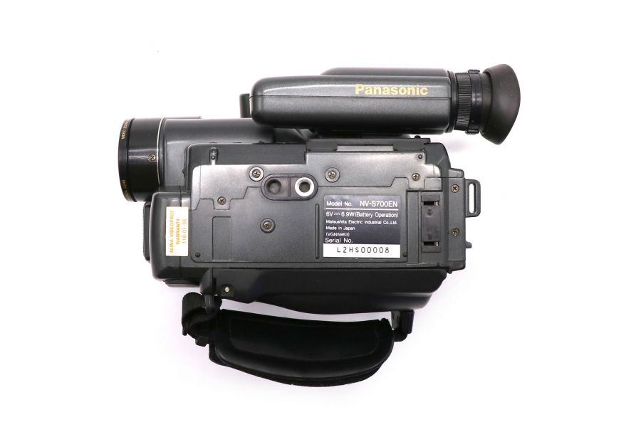 Видеокамера Panasonic NV-S700EN