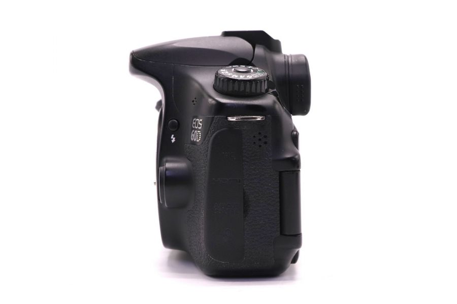 Canon EOS 60D body б. (Неисправный)