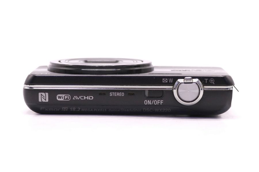Sony Cyber-shot DSC-WX220 в упаковке
