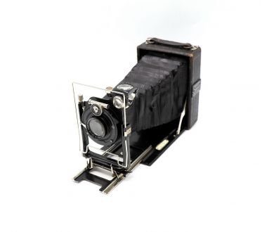 Laack Rathenow + Anastigmat Pololyt 13,5cm/4,5 