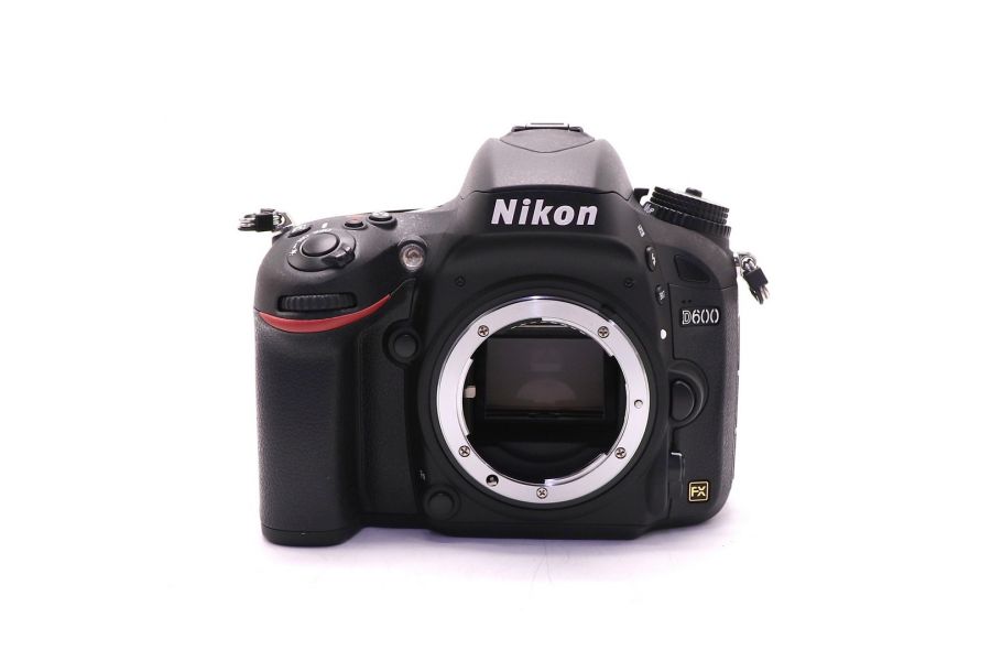 Nikon D600 body  в упаковке (пробег 5 кадров) (2014)