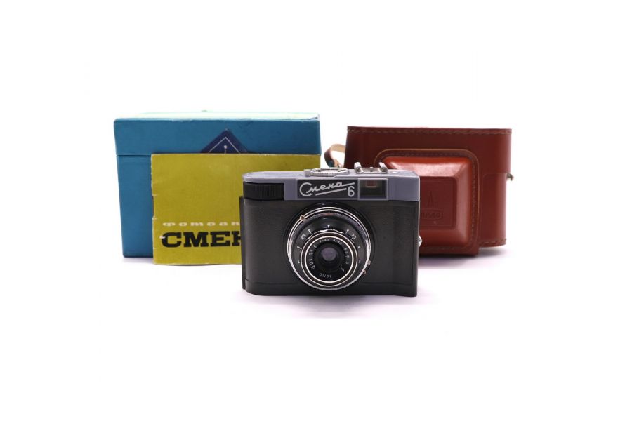 Фотокамера Смена 6 в упаковке (СССР, 1962)