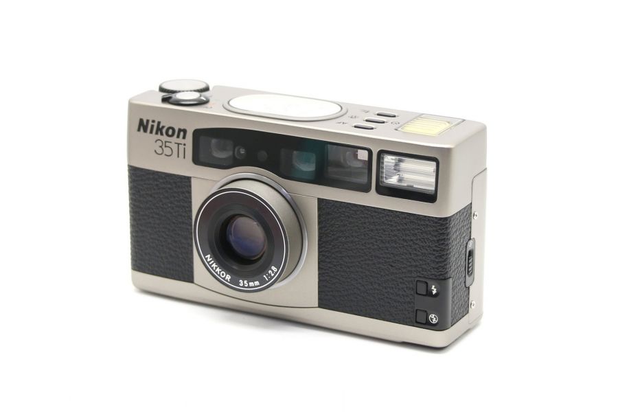 Nikon 35TI