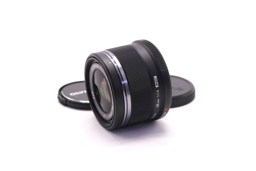 Универсальный Olympus M.Zuiko Digital 25mm f/1.8 