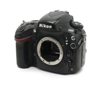 Nikon D800 body (пробег 105820 кадров)