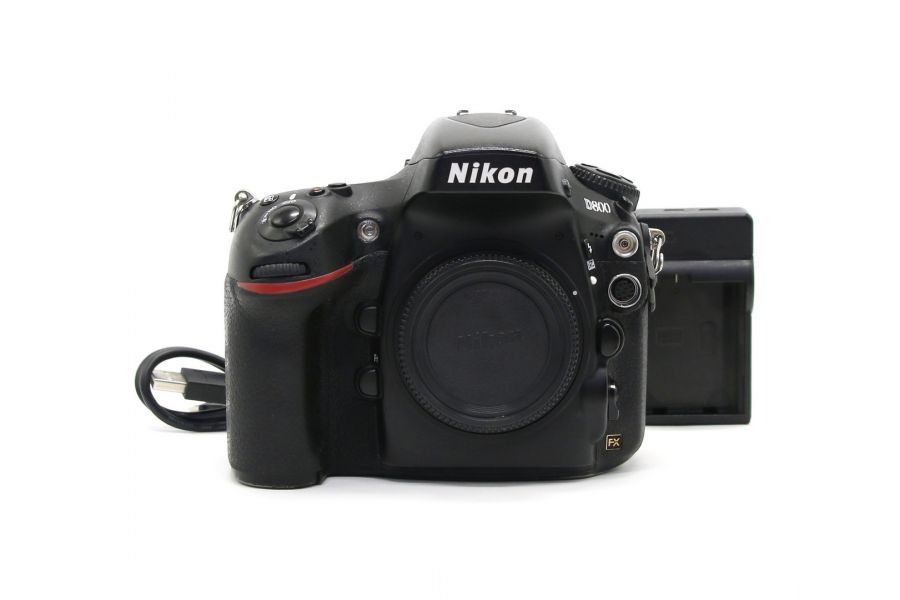 Nikon D800 body (пробег 105820 кадров)