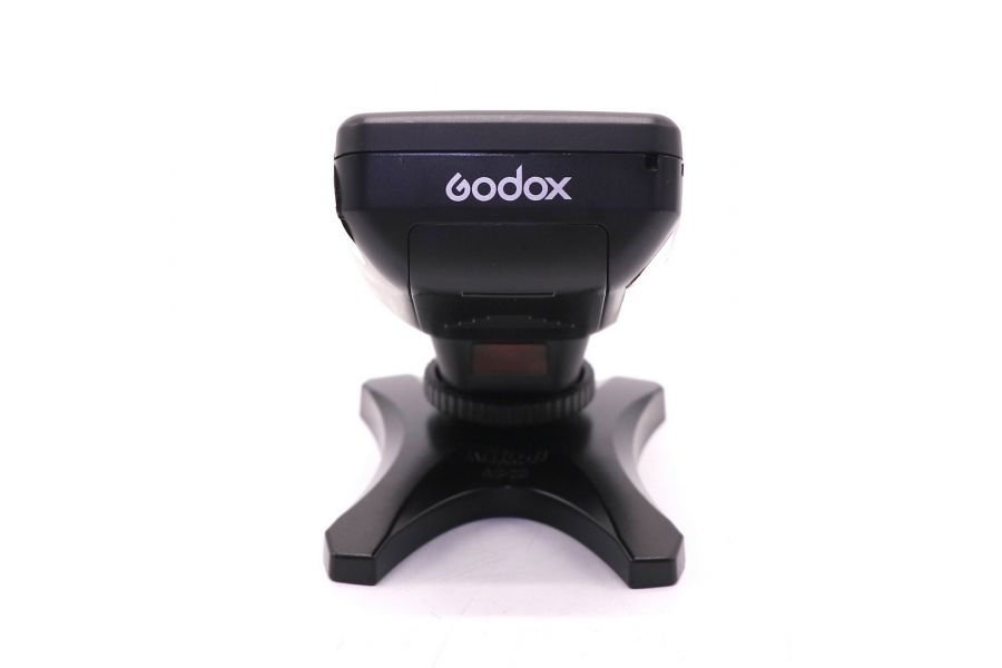 Радиосинхронизатор Godox Xpro-O в упаковке