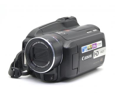 Видеокамера Canon HG21