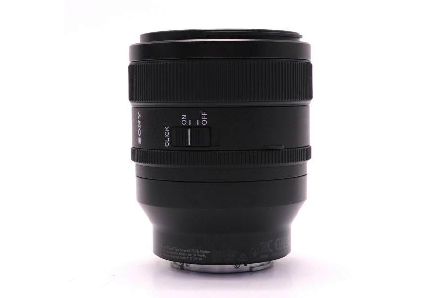 Sony FE 50mm f/1.4 GM в упаковке