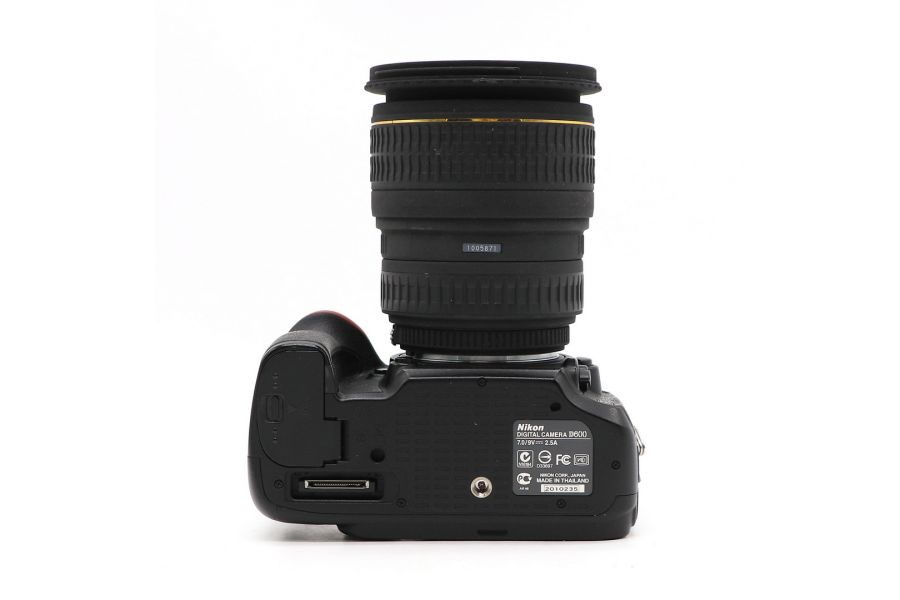 Nikon D600 kit AF 20-40mm f/2.8 DG EX Aspherical